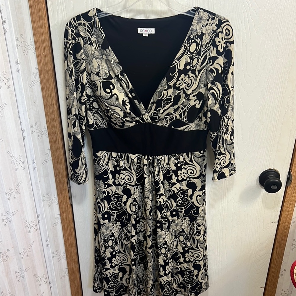 OC by Oleg Cassini Black and Cream Wrap Dress with Plunge Neckline